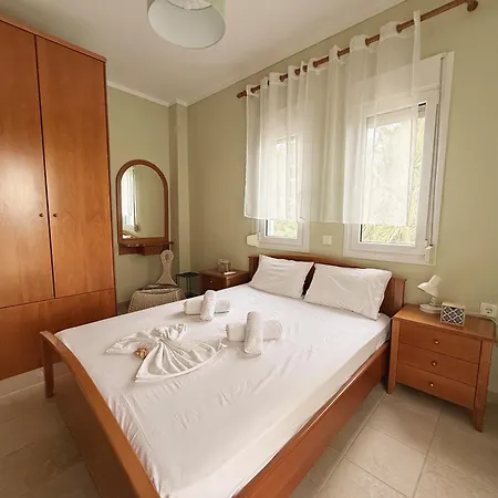 Xenius Zeus Sea View Maisonette In Glarokamvos Ii * パリウリ