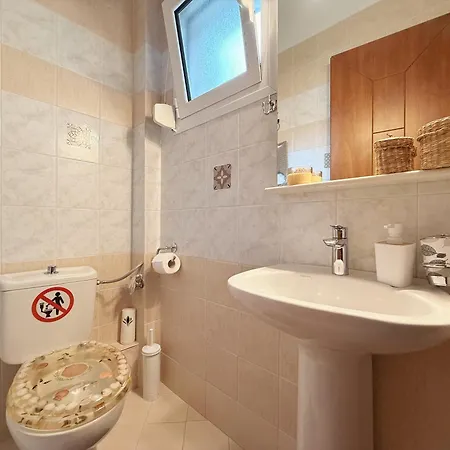 Xenius Zeus Sea View Maisonette In Glarokamvos Ii パリウリ