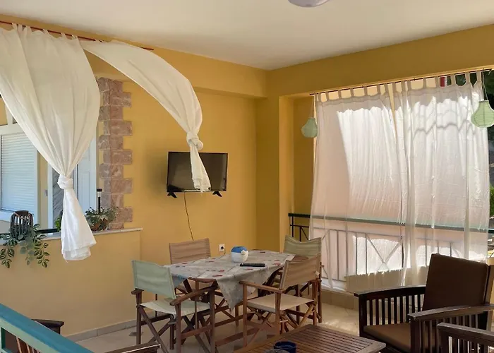 Xenius Zeus Sea View Maisonette In Glarokamvos Ii