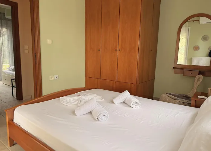 Xenius Zeus Sea View Maisonette In Glarokamvos Ii باليوري